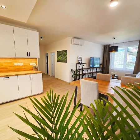 3 Room Apartment 2X Balcony, New Building, 21 Bratislava Luaran gambar