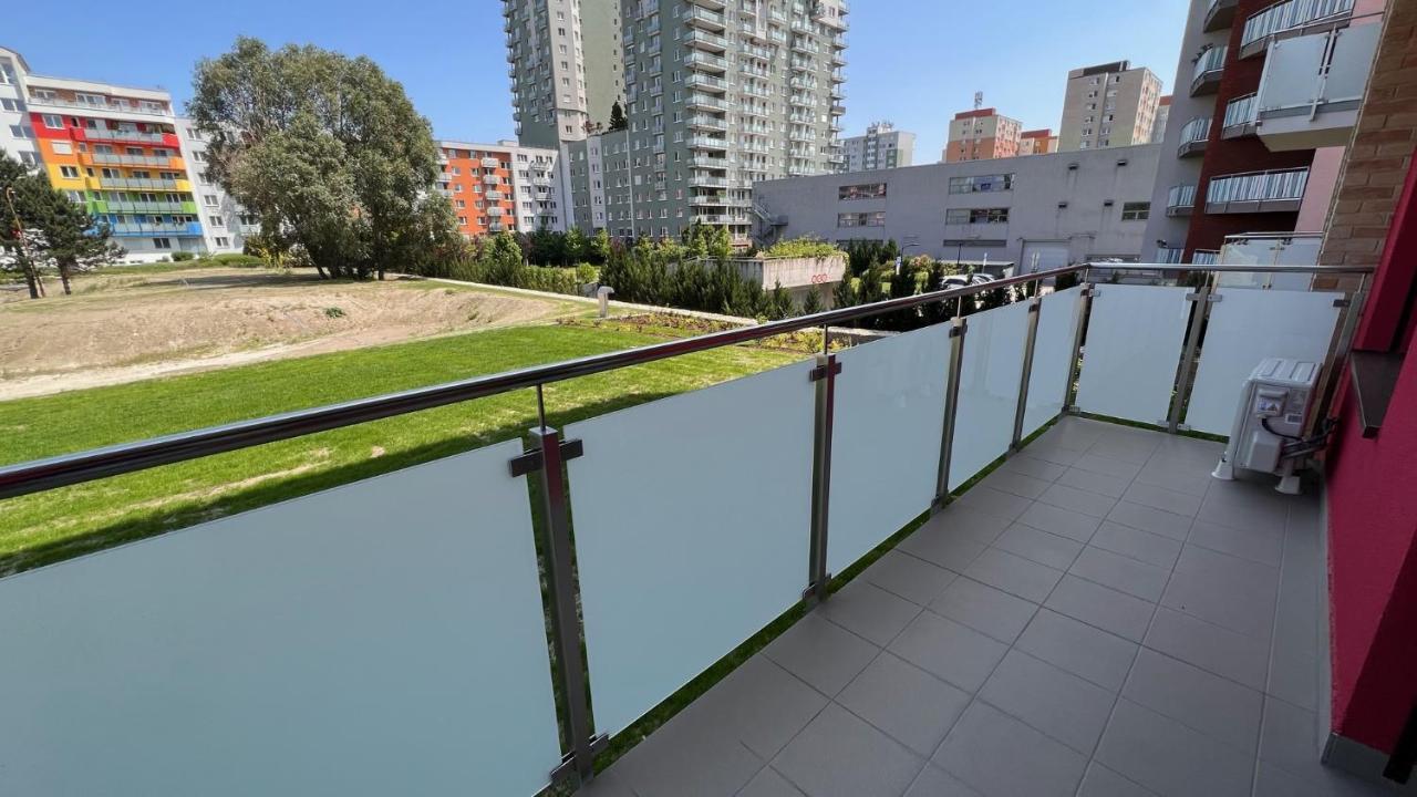 3 Room Apartment 2X Balcony, New Building, 21 Bratislava Luaran gambar