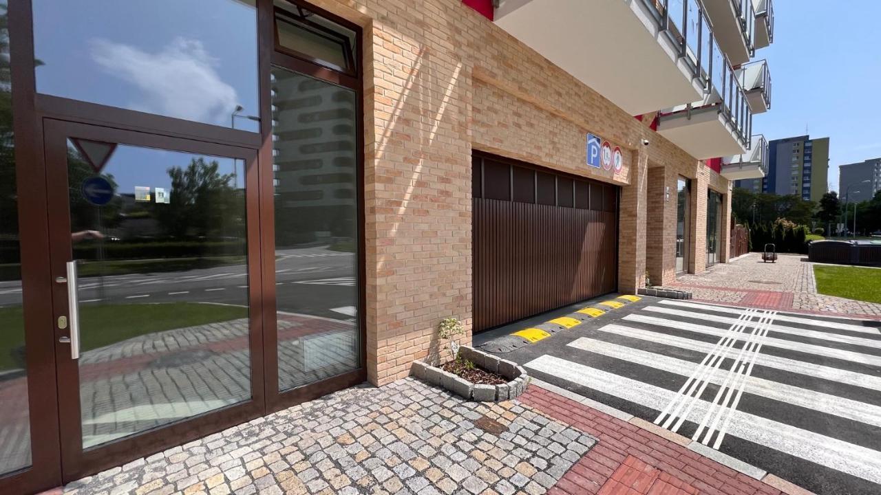 3 Room Apartment 2X Balcony, New Building, 21 Bratislava Luaran gambar